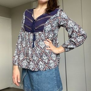 Long sleeve flowy printed top